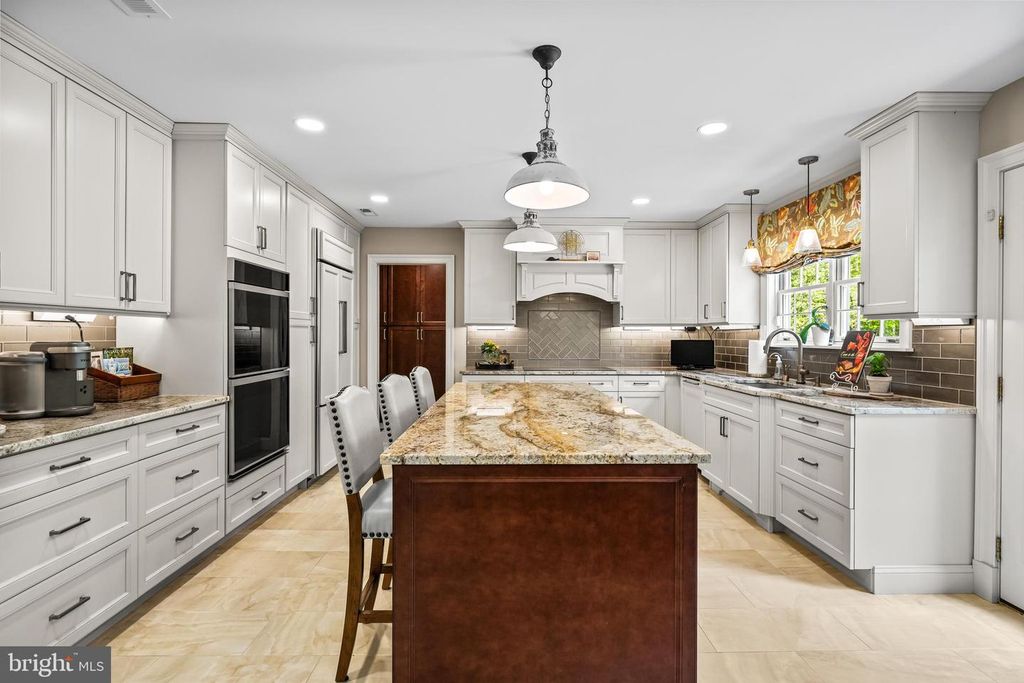Image 20 of property listing at 2428 OLD BOSLEY RD, Lutherville Timonium, MD 21093
