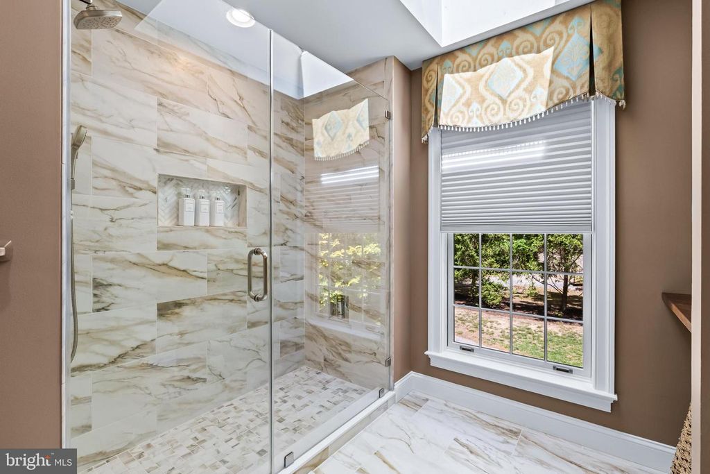 Image 33 of property listing at 2428 OLD BOSLEY RD, Lutherville Timonium, MD 21093