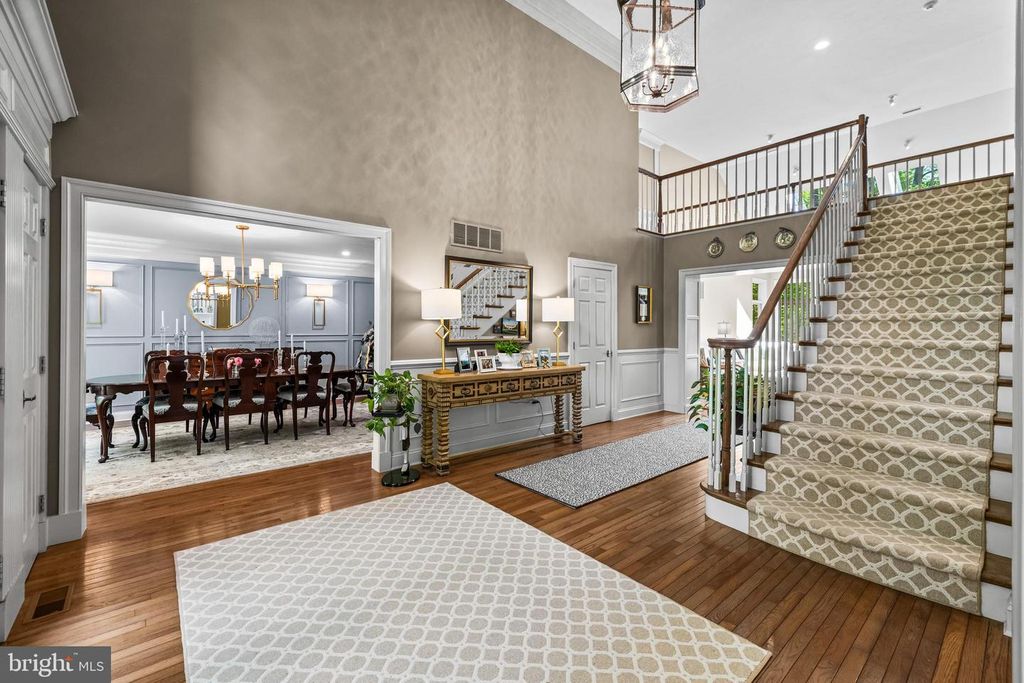 Image 9 of property listing at 2428 OLD BOSLEY RD, Lutherville Timonium, MD 21093