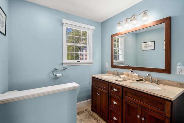 178 Atlantic Street, Gloucester, MA 01930