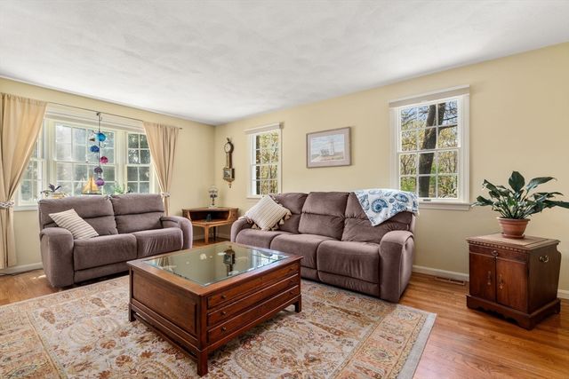 178 Atlantic Street, Gloucester, MA 01930