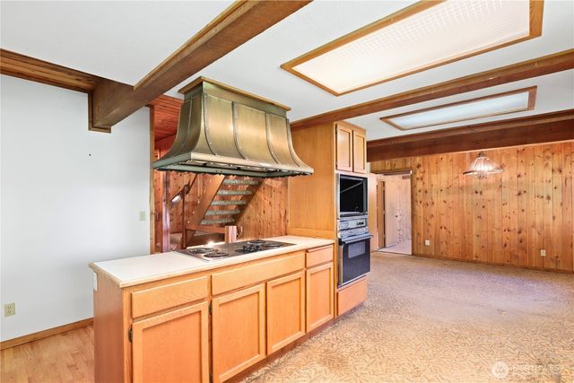 5122 166th Avenue Ct E, Lake Tapps, WA 98391
