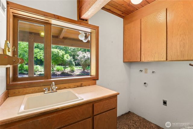 5122 166th Avenue Ct E, Lake Tapps, WA 98391