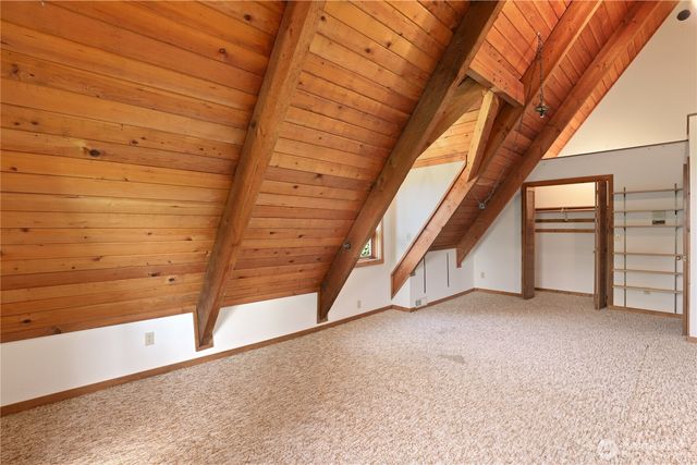 5122 166th Avenue Ct E, Lake Tapps, WA 98391
