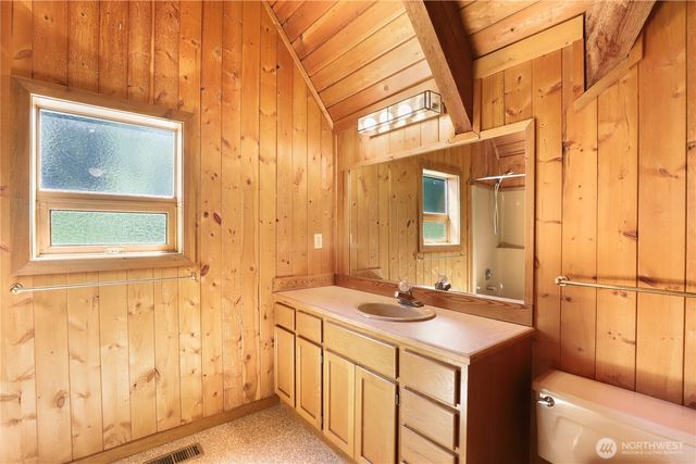 5122 166th Avenue Ct E, Lake Tapps, WA 98391