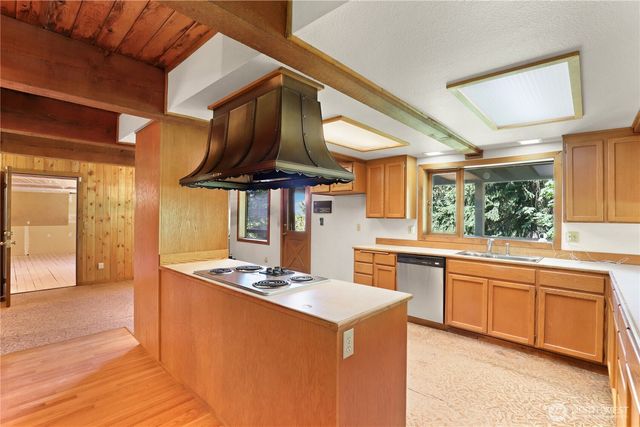 5122 166th Avenue Ct E, Lake Tapps, WA 98391