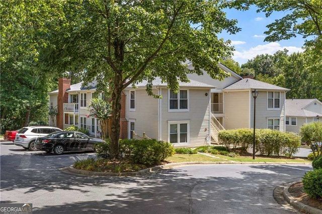 1483 Keys Crossing Drive NE, Brookhaven, GA 30319