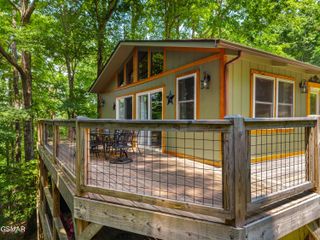 1439 N Arbon Lane, Gatlinburg, TN 37738