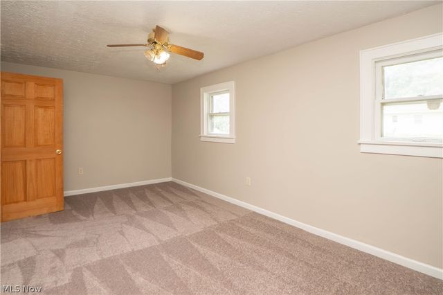 3045 Hayne Road, Akron, OH 44312