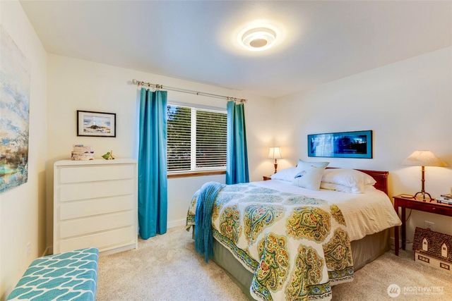 241 N Razor Clam Drive SW, Ocean Shores, WA 98569