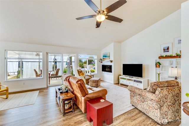 241 N Razor Clam Drive SW, Ocean Shores, WA 98569