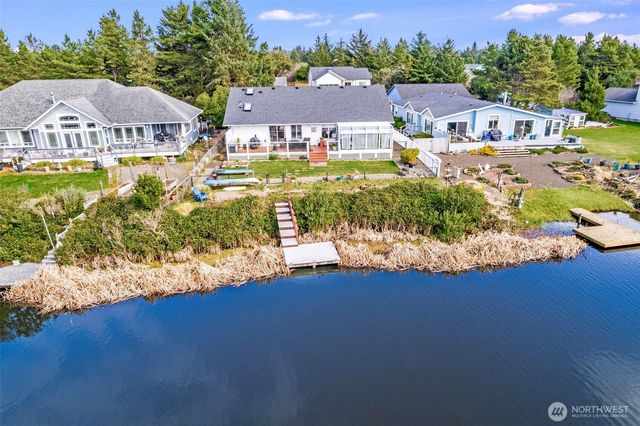 241 N Razor Clam Drive SW, Ocean Shores, WA 98569