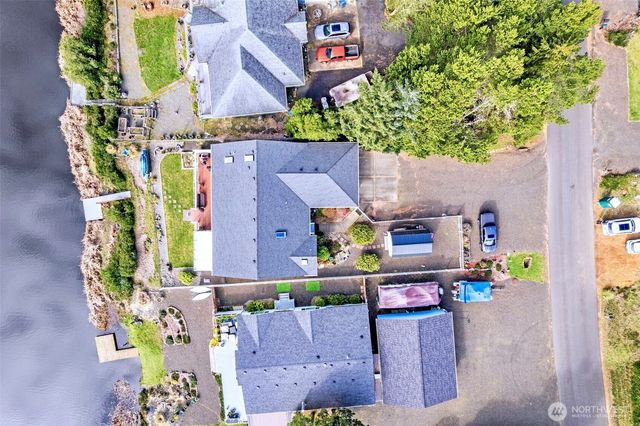 241 N Razor Clam Drive SW, Ocean Shores, WA 98569