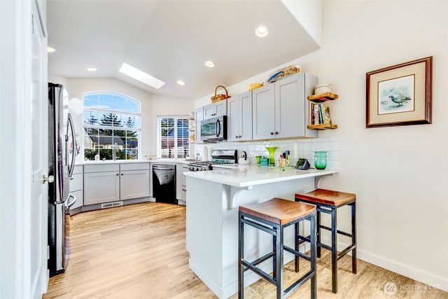 241 N Razor Clam Drive SW, Ocean Shores, WA 98569