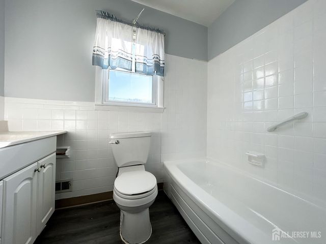 11 A Foothills Drive, South River, NJ 08882