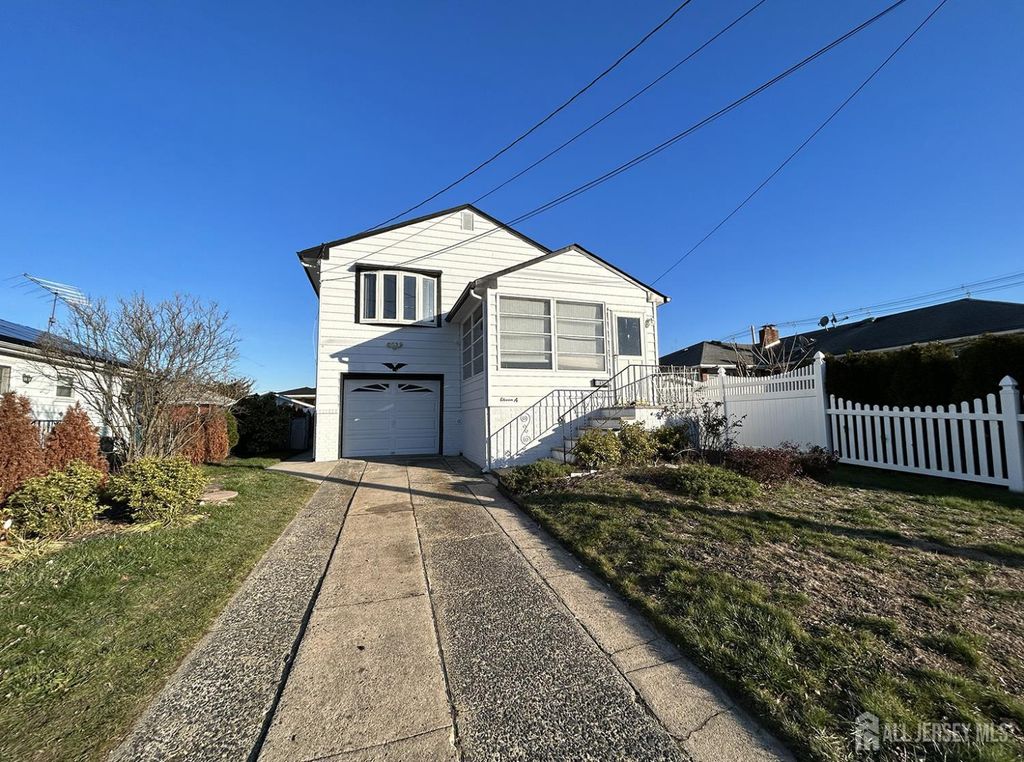 11 A Foothills Drive, South River, NJ 08882
