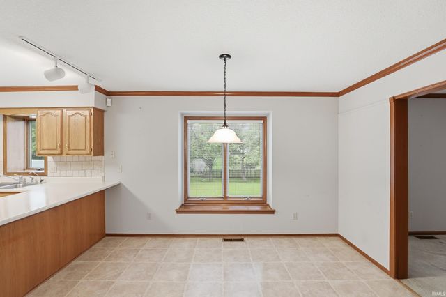 9917 Red Twig Place, Fort Wayne, IN 46804