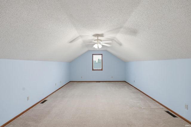 9917 Red Twig Place, Fort Wayne, IN 46804