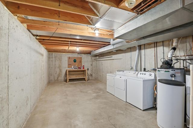 9917 Red Twig Place, Fort Wayne, IN 46804