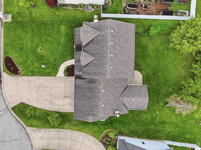 9917 Red Twig Place, Fort Wayne, IN 46804