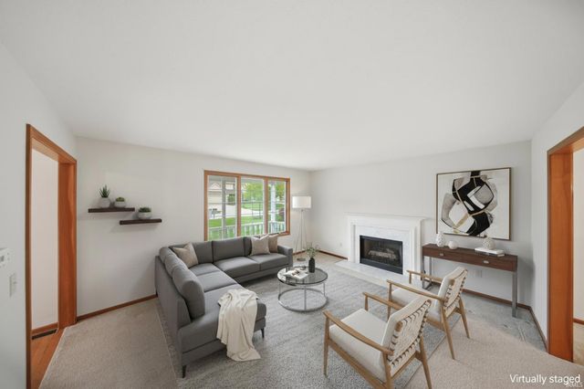 9917 Red Twig Place, Fort Wayne, IN 46804