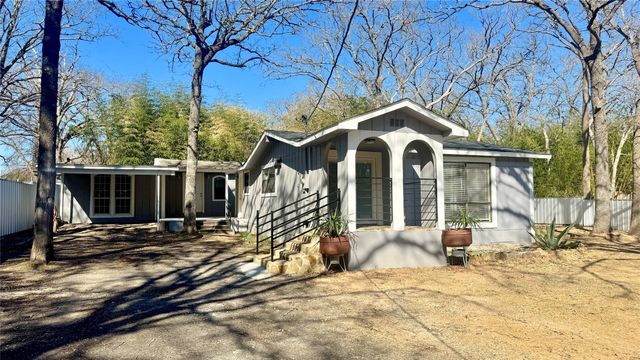 2618 Lakewood Drive, Wills Point, TX 75169