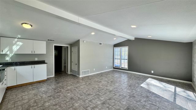 2618 Lakewood Drive, Wills Point, TX 75169