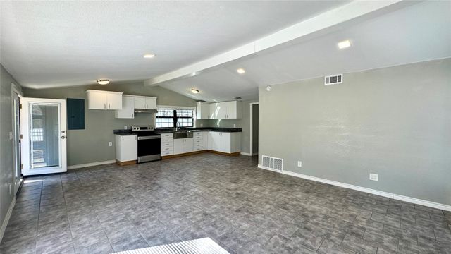 2618 Lakewood Drive, Wills Point, TX 75169