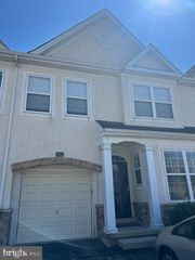 502 ROLLING HILL DR #, Plymouth Meeting, PA 19462