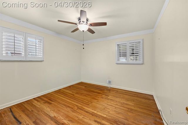 7961 Lincoln Street, Taylor, MI 48180