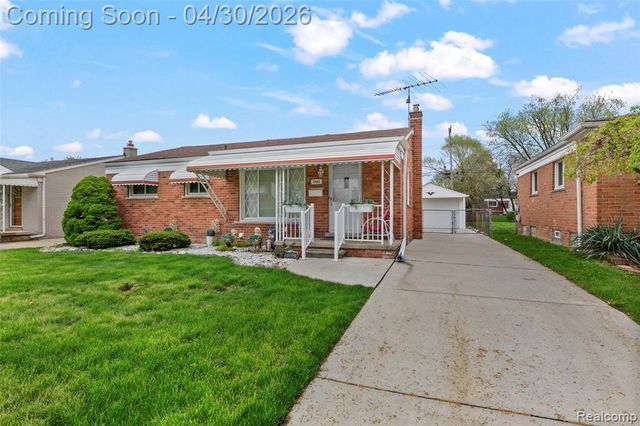 7961 Lincoln Street, Taylor, MI 48180