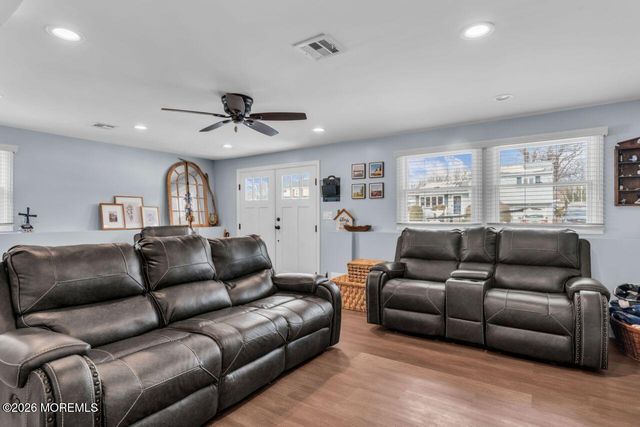 1124 Jeffrey Avenue, Ocean Twp, NJ 07712