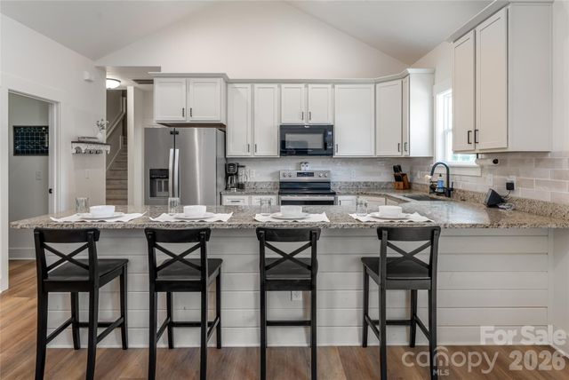 185 Springfield Meadow Drive, Etowah, NC 28729