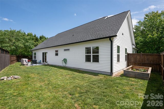 185 Springfield Meadow Drive, Etowah, NC 28729