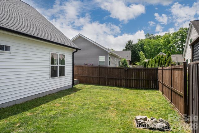 185 Springfield Meadow Drive, Etowah, NC 28729