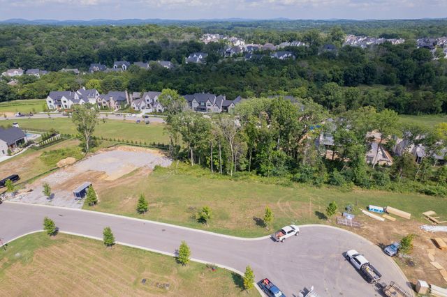 8761 Weller Ln, College Grove, TN 37046