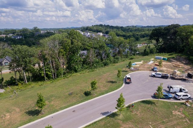 8761 Weller Ln, College Grove, TN 37046