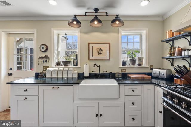 10157 JOHN S MOSBY HWY, Upperville, VA 20184