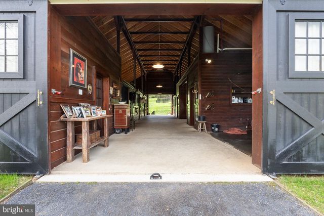 10157 JOHN S MOSBY HWY, Upperville, VA 20184