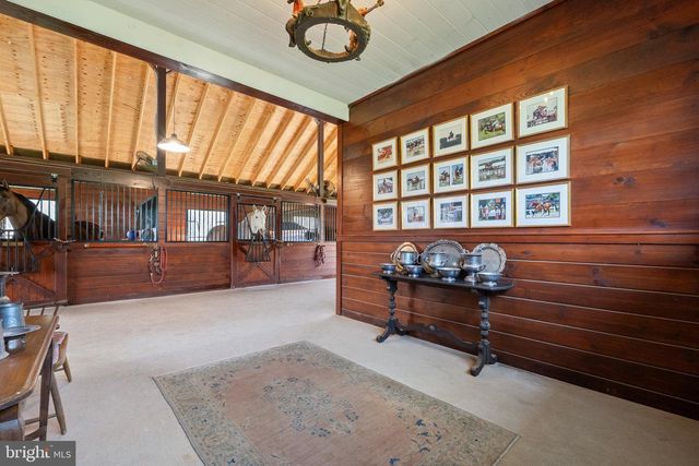 10157 JOHN S MOSBY HWY, Upperville, VA 20184