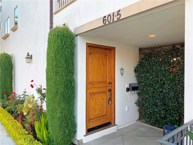 601 Poinsettia, Corona Del Mar, CA 92625