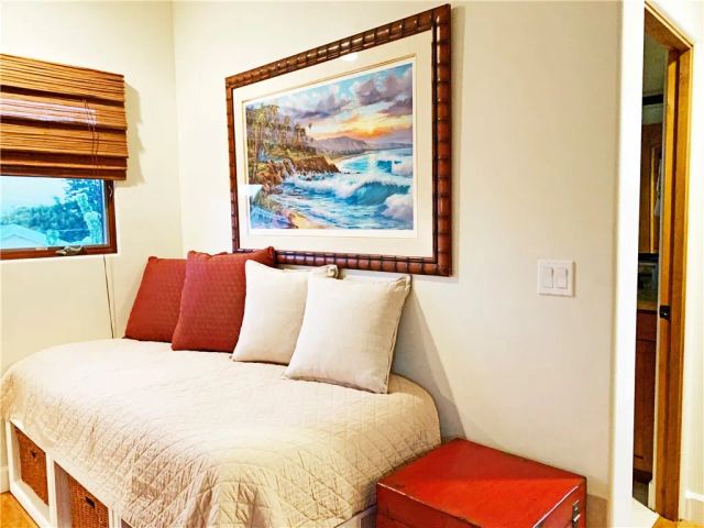 601 Poinsettia, Corona Del Mar, CA 92625