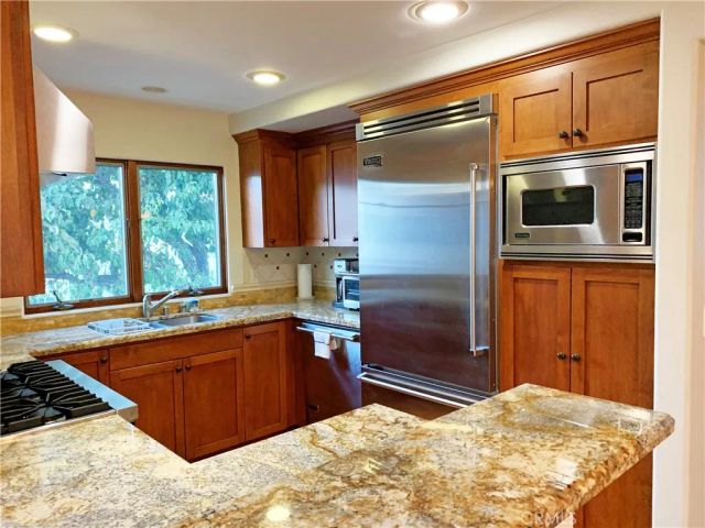 601 Poinsettia, Corona Del Mar, CA 92625
