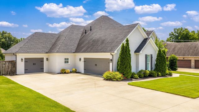 1510 Winterbrook Drive, Conway, AR 72034