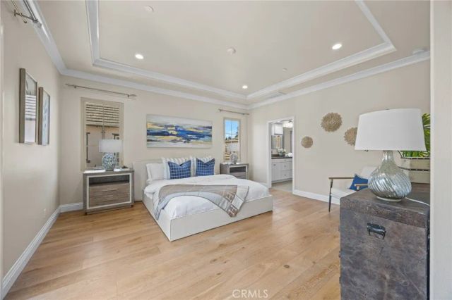 61 Bloomington, Irvine, CA 92620
