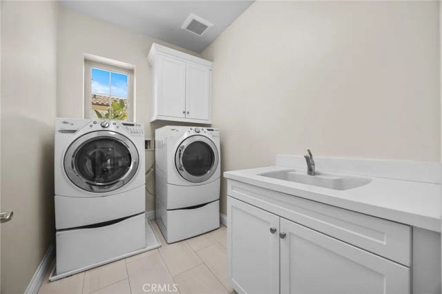 61 Bloomington, Irvine, CA 92620