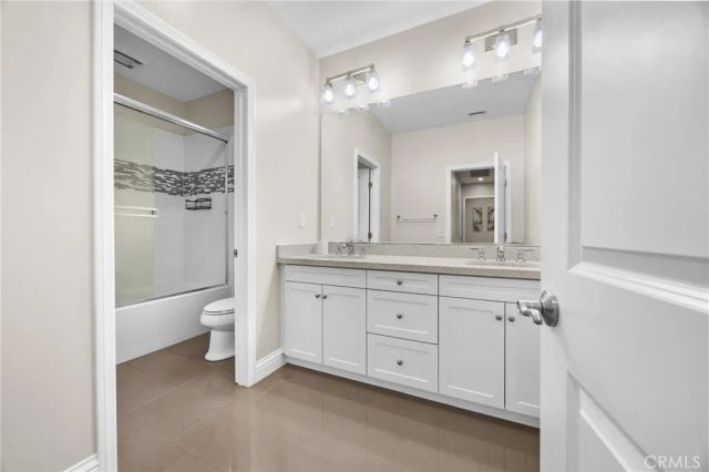 61 Bloomington, Irvine, CA 92620