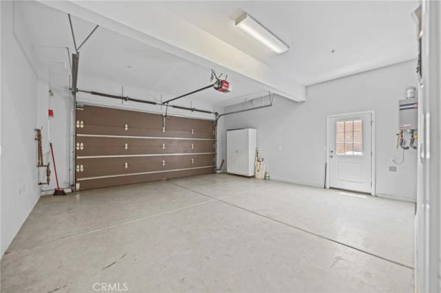 61 Bloomington, Irvine, CA 92620
