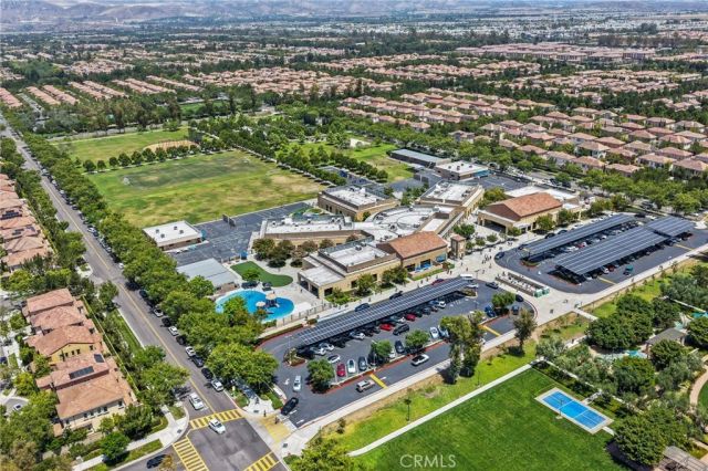 61 Bloomington, Irvine, CA 92620