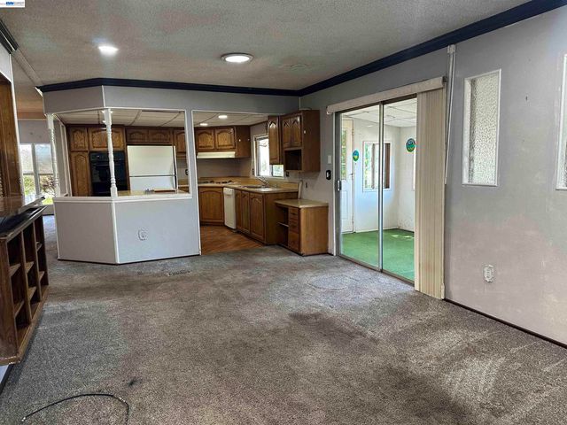 390 Tropicana WY, Union City, CA 94587